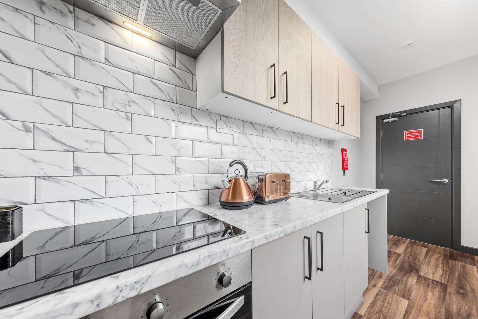 Sydenham Stays By Hayes Residency Лондон Экстерьер фото